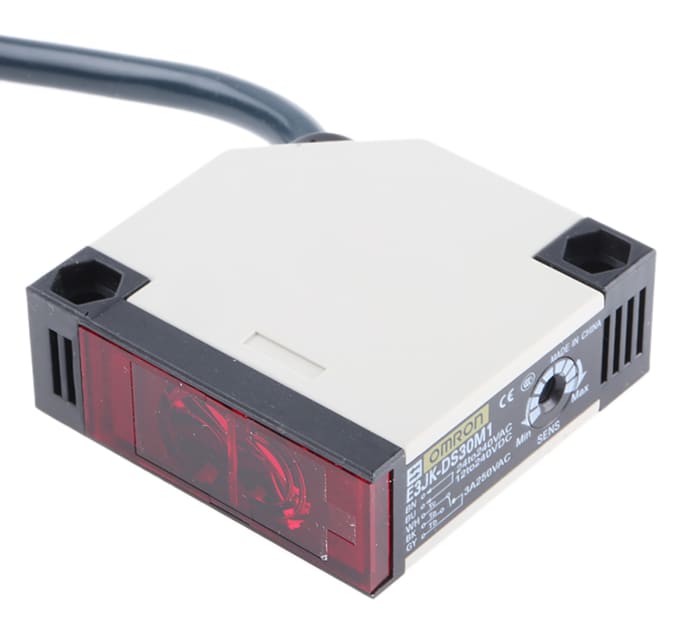 Omron Diffuse Photoelectric Sensor, Block Sensor, 300 mm Detection Range