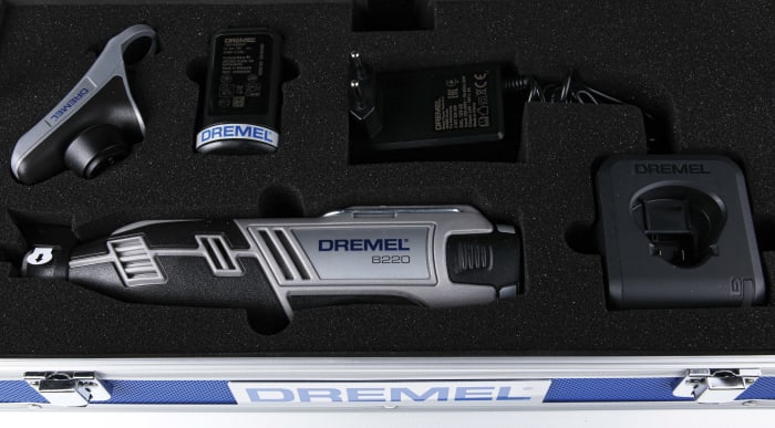 Dremel 8200 deals cordless rotary tool
