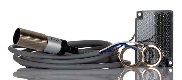 RS PRO Retroreflective Photoelectric Sensor, Barrel Sensor, 3 m Detection Range