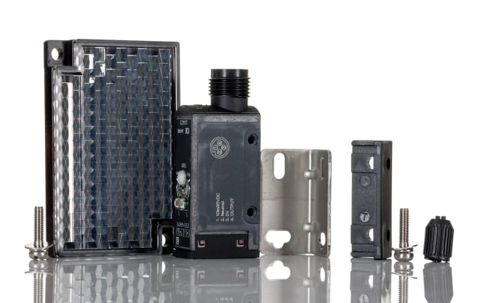 Fotocélula rectangular Omron, Sistema Reflex, alcance 100 mm → 2 m., salida NPN, Conector Cableado M12, IP67