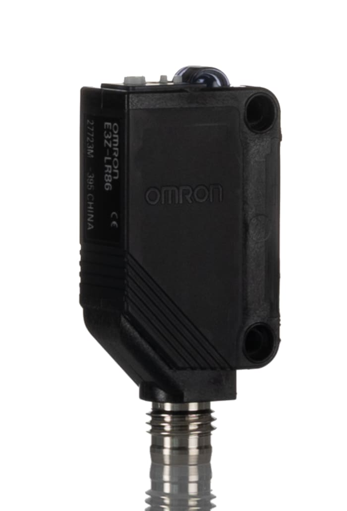 Omron Retroreflective Photoelectric Sensor, Rectangular Sensor, 15000 mm Detection Range