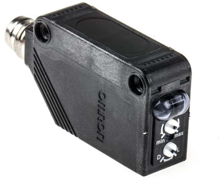 Omron Diffuse Photoelectric Sensor, Block Sensor, 1 m Detection Range
