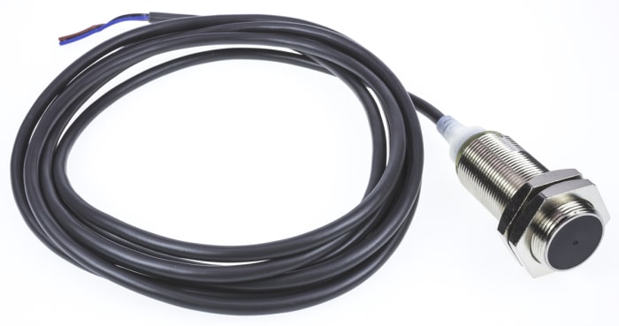 Omron Inductive Barrel-Style Proximity Sensor, M18 x 1, 8 mm Detection, NPN Output, 12 → 24 V dc, IP67