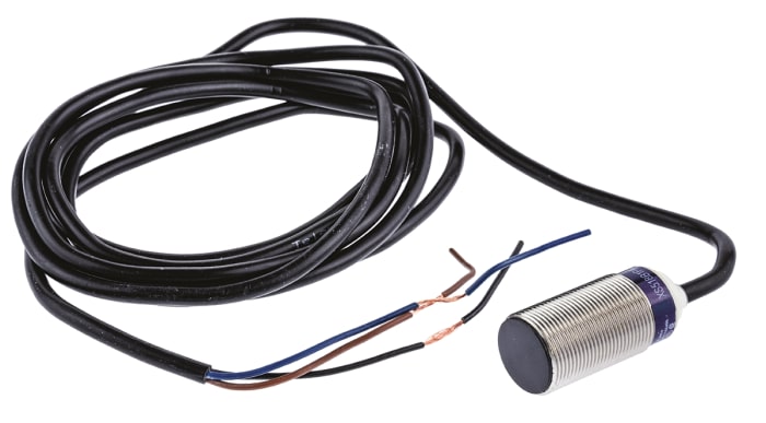 Telemecanique Sensors Inductive Threaded Barrel Proximity Sensor, M18, 5 mm Detection, PNP NO, 10 → 36 V dc