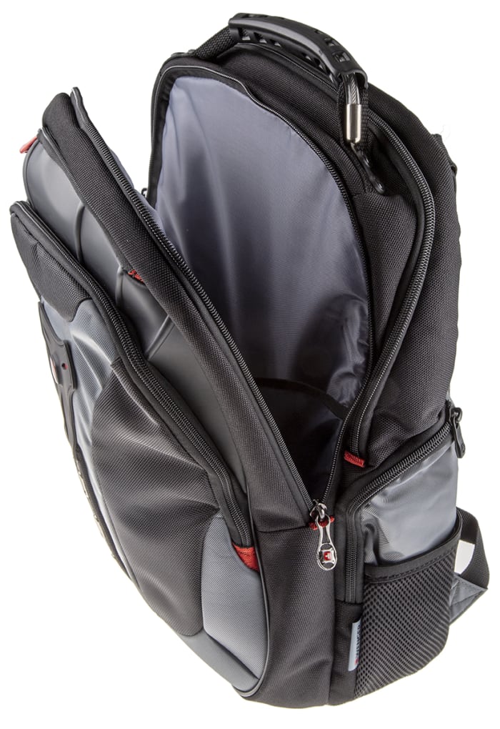 GA 7306 06F00 Wenger Wenger Pegasus 17in Laptop Backpack Blue 692 5138 RS Components
