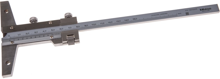 Vernier depth gauge clearance