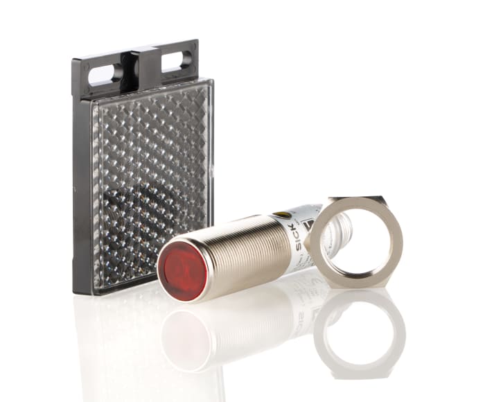 RS PRO Retroreflective Photoelectric Sensor, Barrel Sensor, 50 mm → 7 m Detection Range