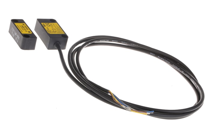 Omron D40A Series Magnetic Non-Contact Safety Switch, 24V dc, Plastic Housing, Cable