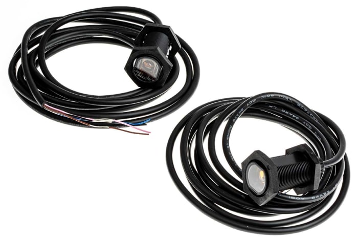 Omron Through Beam Photoelectric Sensor, Barrel Sensor, 20 m Detection Range