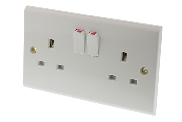 Prise électrique Deta série Slimline double, Montage encastré, Type G - Britannique avec interrupteur, IP2X