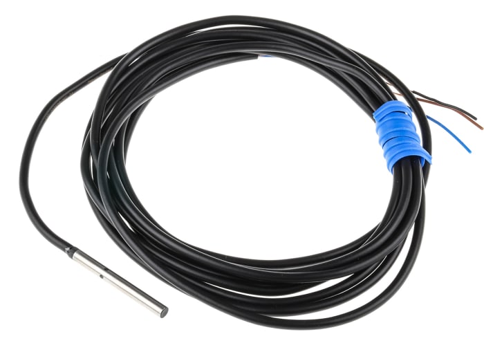 Omron Inductive Smooth Barrel Proximity Sensor, 0.8 mm Detection, PNP NO, 10 → 30 V dc