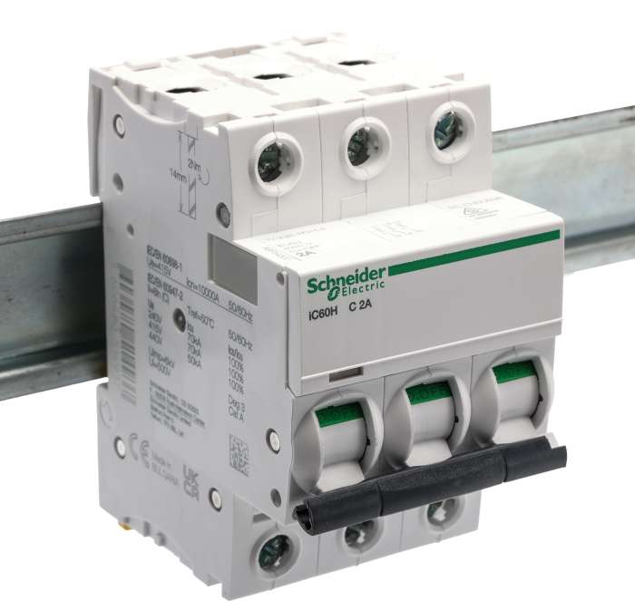 Schneider Electric Acti 9 iC60H MCB, 3P, 2A Curve C, 440V AC, 100 → 133V DC, 10 kA Breaking Capacity