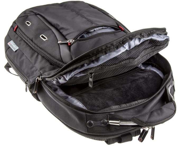Swissgear gigabyte top