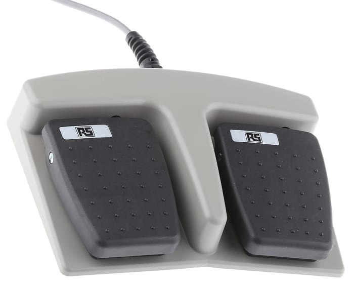Interrupteur à pédale RS PRO Momentané, Interrupteur bipolaire 3 A 24V IPX7