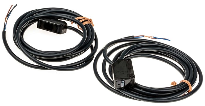 Omron Through Beam Photoelectric Sensor, Block Sensor, 15 m Detection Range