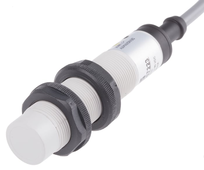 RS PRO Capacitive Threaded Barrel Proximity Sensor, M18, 8 mm Detection, NPN NO, 10 → 30 V dc