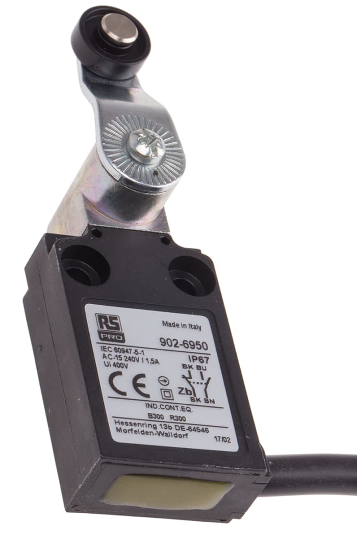 RS PRO Roller Lever Limit Switch, NO/NC, IP67, DPST, Thermoplastic Housing, 240V ac Max, 5A Max
