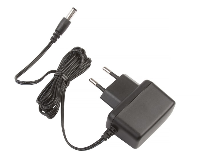 XP Power 5W Plug-In AC/DC Adapter 9V dc Output, 550mA Output