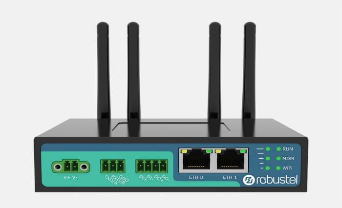 Robustel R2000 Router 1 (WAN), 2 (LAN) / 1 (LAN) Portlu