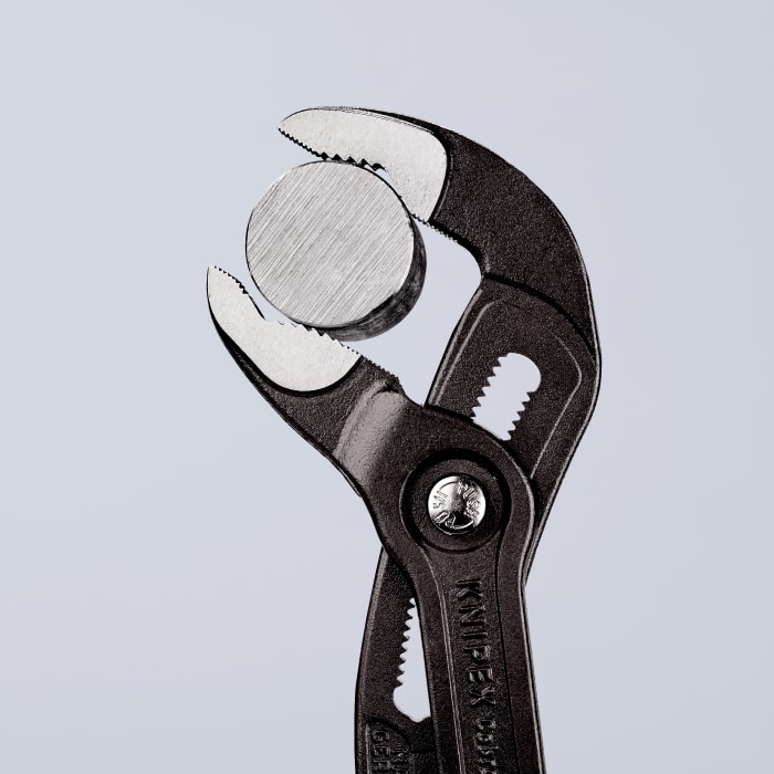 R1585467-04