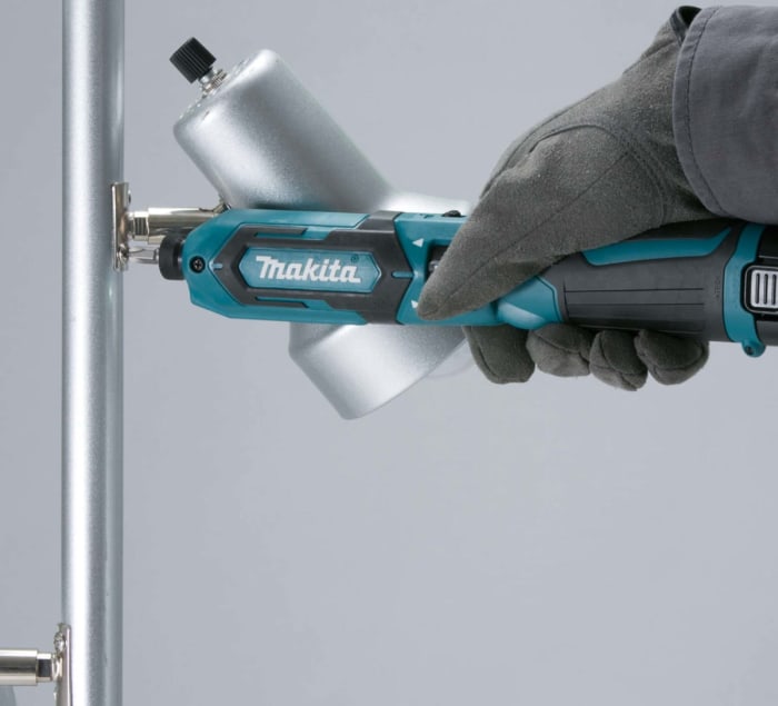 TD022DSE UK Makita Makita TD022DSE UK 7.2V Electric Screwdriver UK Plug 175 0404 RS Components