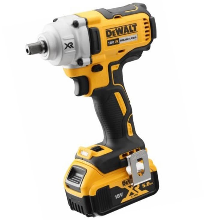 DeWALT 1/2 in 18V, 5Ah Cordless Impact Wrench, UK Plug