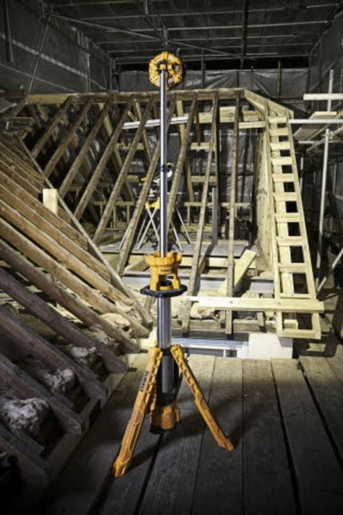 Tripod light dewalt cheap