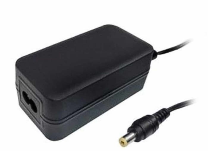 RS PRO Plug-In AC/DC Adapter 24V dc Output, 2.7A Output