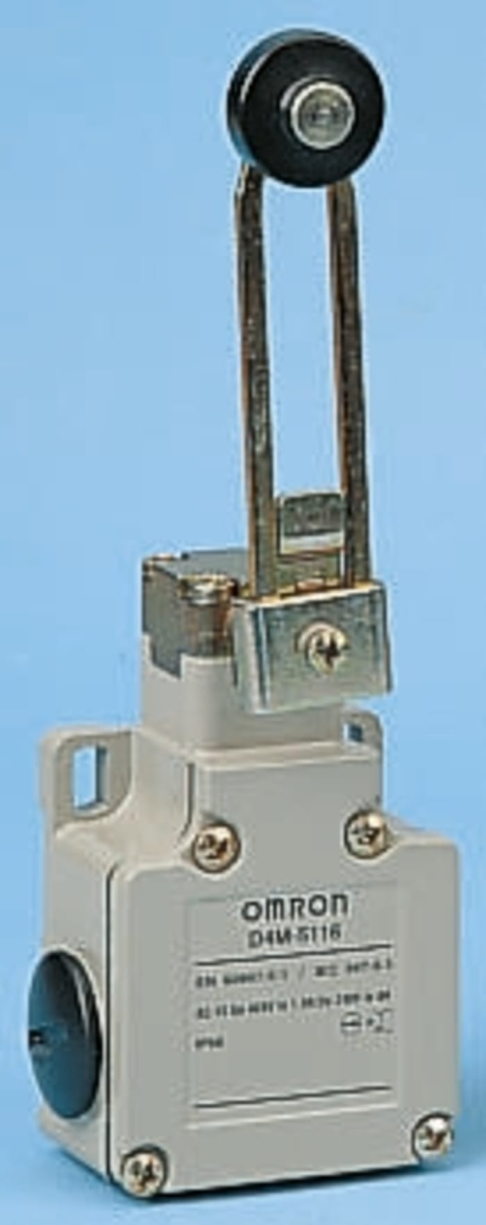 Omron Lever Limit Switch, NO/NC, IP66, Metal Housing, 400V ac Max, 6A Max