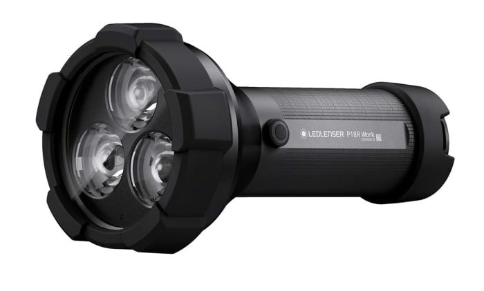 Linterna LED LEDLENSER P18R, recargable, 4500 lm