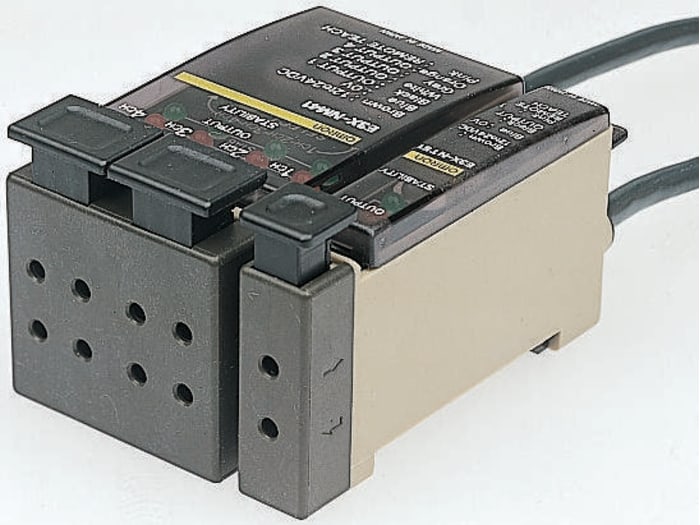Omron Fibre Optic Sensor 20 mm, PNP Output, IP50, 12 → 24 V dc
