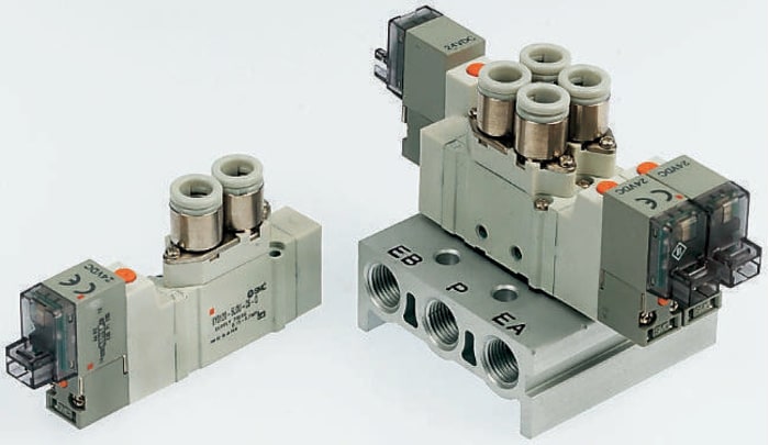 SMC 5/3 Pneumatic Solenoid Valve - Pilot/Pilot SY3000 Series 24V dc
