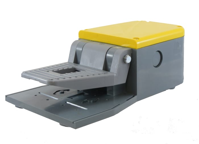 RS PRO | RS PRO Medium Duty Snap Action Foot Switch - 1 NO/1 NC