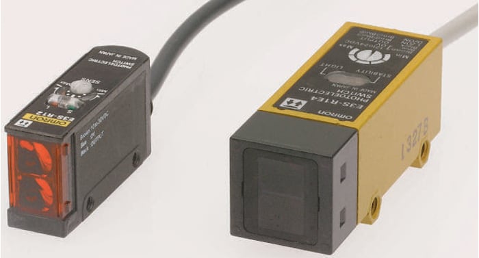 Omron Retroreflective Photoelectric Sensor, Block Sensor, 1 m Detection Range