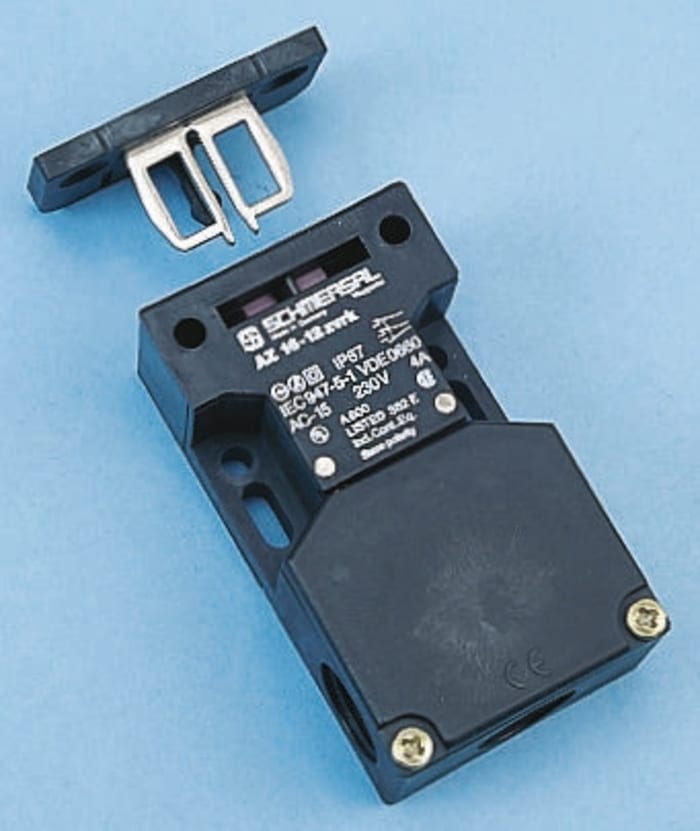 Commutateur de verrouillage de sécurité Schmersal AZ16, 2NF/1NO, Clé, IP67, 230V, 4A