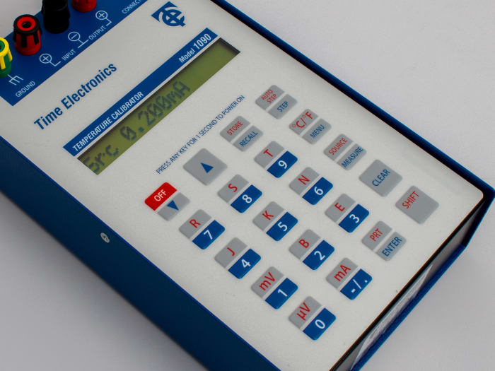 Time Electronics 1090 Temperature Calibrator, With RS Calibration