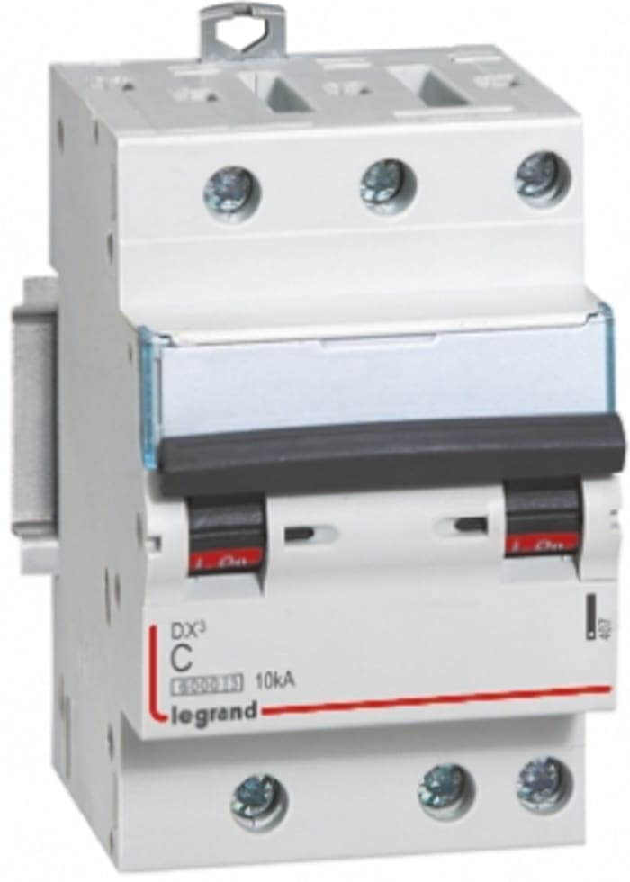 Interruptor automático 3P, 32A, Curva Tipo C, Poder de corte 10 kA, Gama DX, Montaje en Carril DIN