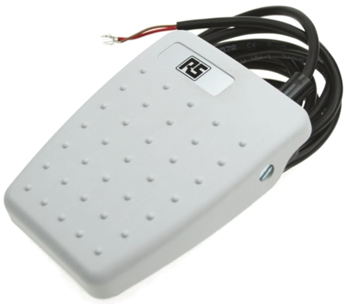 Interrupteur à pédale RS PRO Momentané, 1RT 1,75 A 24V IPX7