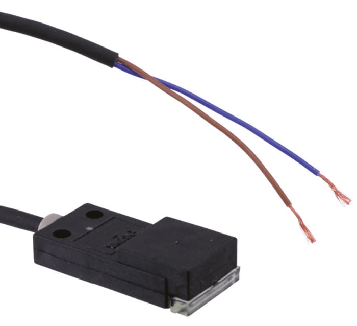 Panasonic Inductive Block-Style Proximity Sensor, 5 mm Detection, PNP Output, 12 → 24 V dc, IP67