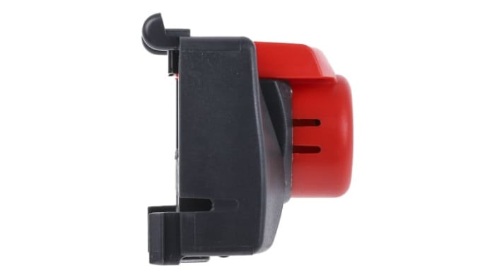 R8227758-03