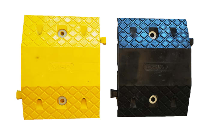 RS PRO High Visibility Rubber Speed Bump, 250 mm x 400mm x 70 mm, 15km/h Speed Limit
