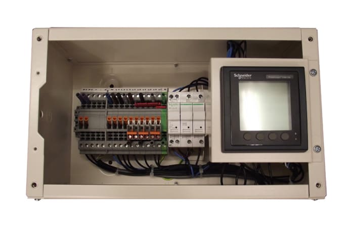 Schneider Electric 3 Phase LCD Energy Meter, Type Electromechanical