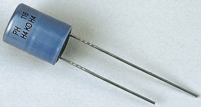 Vishay 2.2μF Aluminium Electrolytic Capacitor 50V dc, Radial, Through Hole - MAL211651228E3
