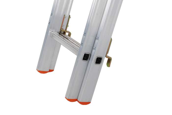 RS PRO | RS PRO 3 Sections Steel Extension Ladder, 5.02 mm | 217-799 | RS