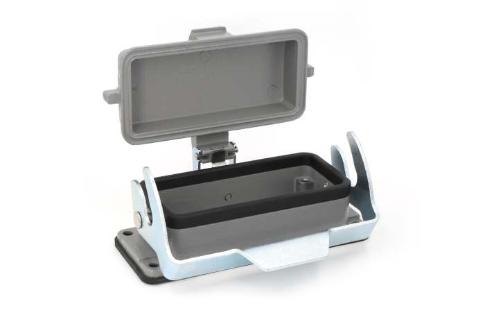 16B bulkhead 1 lever with metal cover