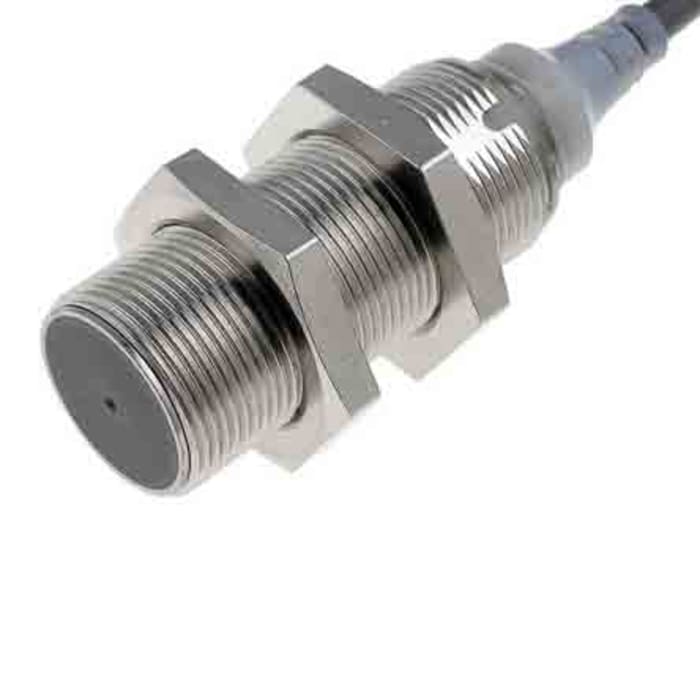 Omron Inductive Threaded Barrel Proximity Sensor, M18, 8 mm Detection, 2-Wire NO, 12 → 24 V dc