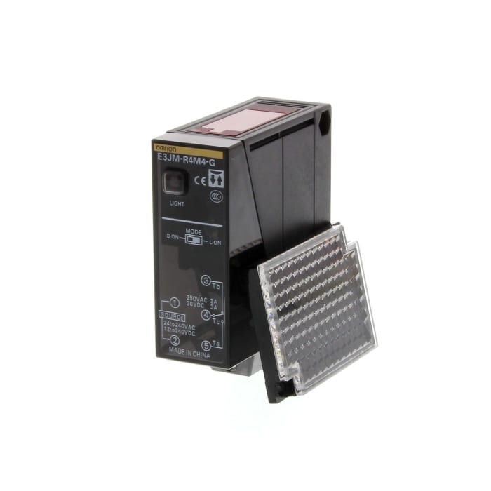 Omron Retroreflective Photoelectric Sensor, Block Sensor, 4000 mm Detection Range