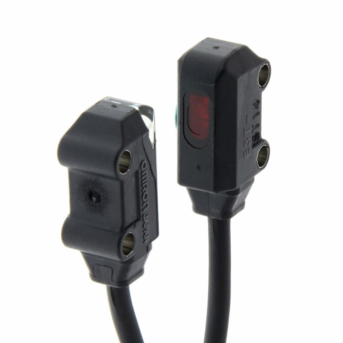 Fotocélula rectangular Omron, Sistema Barrera de Luz, alcance 1.000 mm, salida PNP, Montaje M2