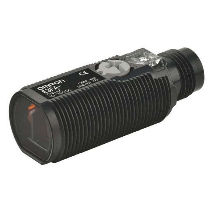 Omron Retroreflective Photoelectric Sensor, Cylindrical Sensor, 4 m Detection Range