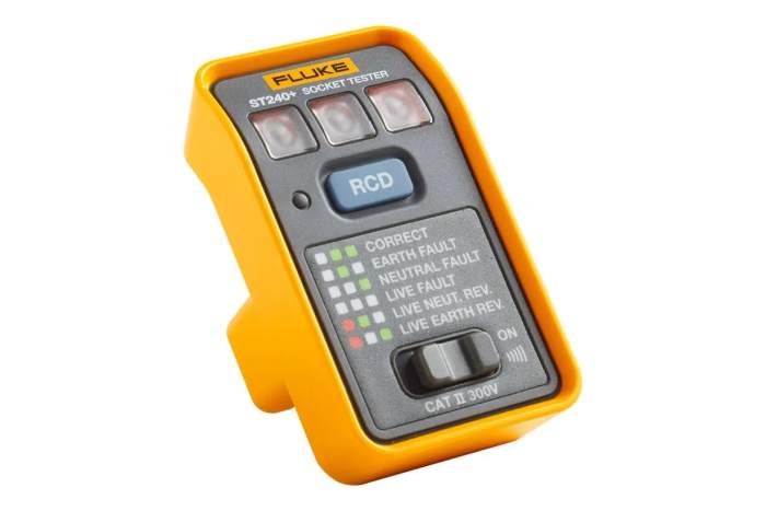 ST240+/UK Fluke | Fluke Mains Socket Tester 4mA 230V ac 300 V CAT II ...